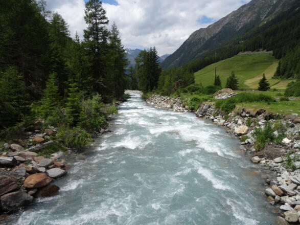 Der Fischbach ein eindrucksvoller Gletscherbach. Wie lange noch?