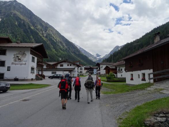 Gries zum greifen Nahe.