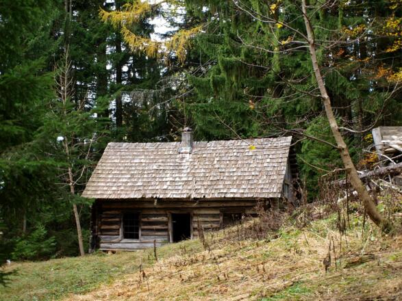Jagdhütte 1192m, verfallen.