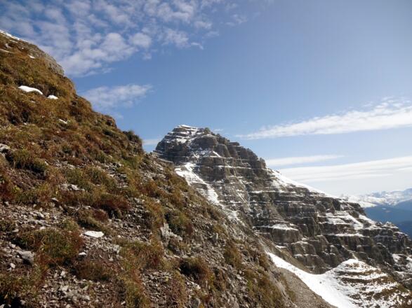 Nun schon kurz vor der Scharte - Das Ziel im Blick