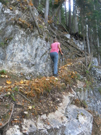 exponiertes Felsband