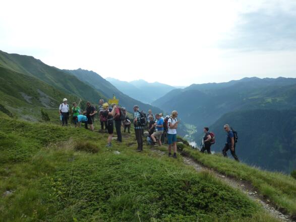 Kurze Rast oberhalb der Steilpassage