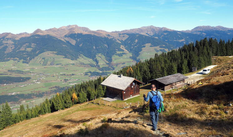 Abstieg zur Pölsenalm (1704m)