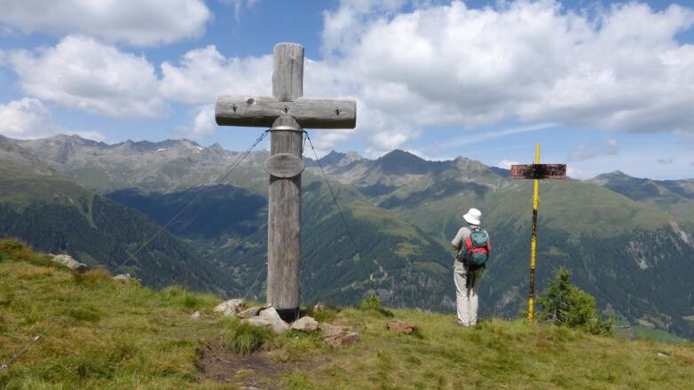 am Wetterkreuz; Blick in die Lasörlinggruppe