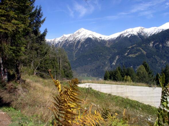 Blick zum Gamskarkogel auf der anderen Talseite