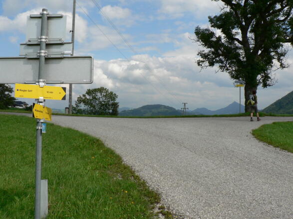 ... und dann sanft ansteigend in rund 10 Minuten zur ehemaligen Jausenstation &quot;Riegler Seff&quot;