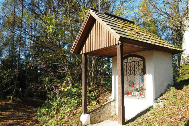 Kapelle 680m am Kreuzweg