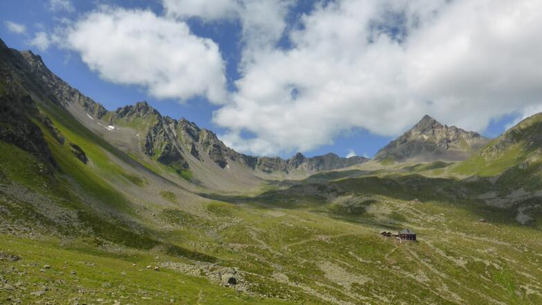 Lasörlinghütte und Lasörling.