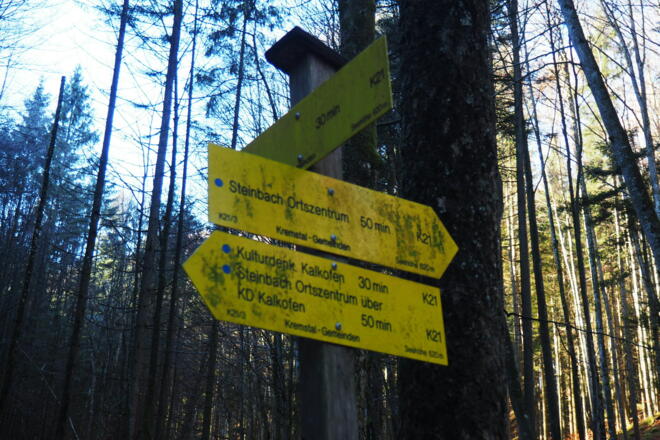 Wegteilung 620m, links weiter