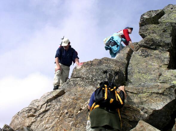 Sicherungen um 2815m am Gratanstieg