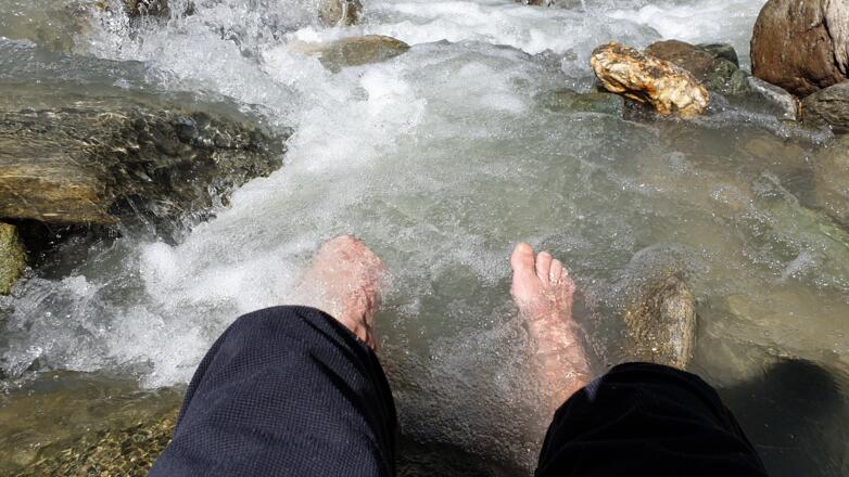 Erfrischendes Bad in der Schwarzach