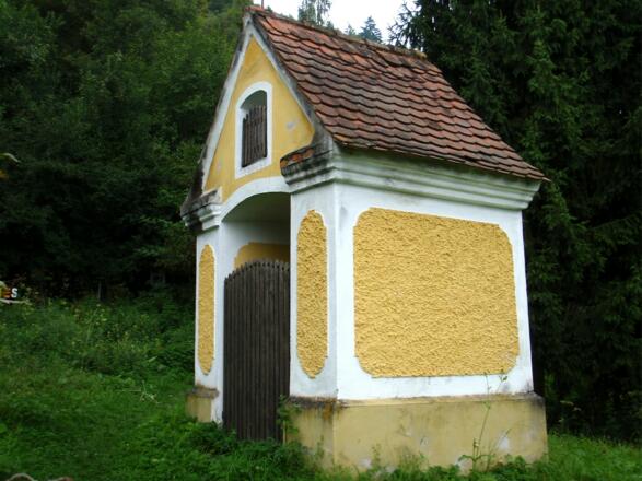 Kleine Kapelle 265m nach dem Start
