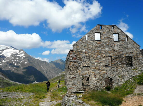 Knappenhaus ~2345m