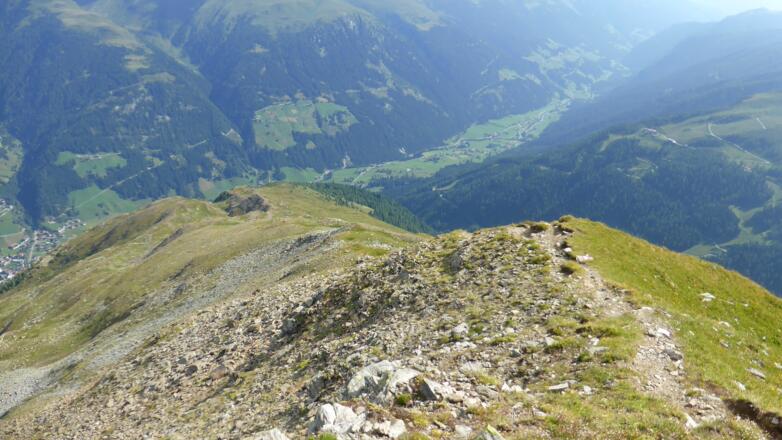 Der Abstiegsweg zum Wetterkreuz