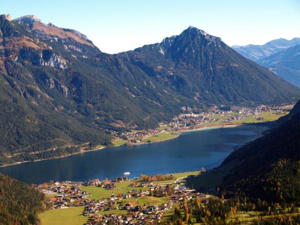 Talblick nach Pertisau mit Achensee