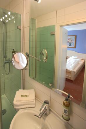 Einzelzimmer Badezimmer