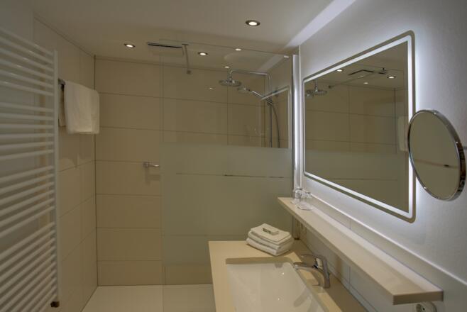 Einzelzimmer Komfort Badezimmer