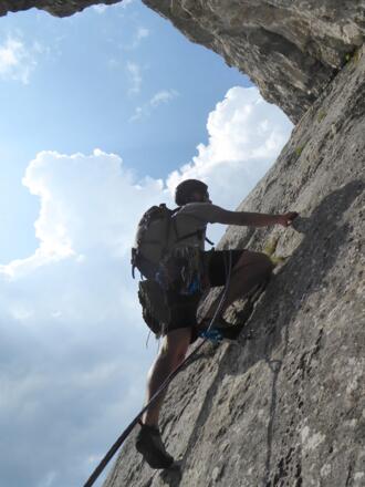 Start in die 2.Seillänge (= eigentlicher Start)