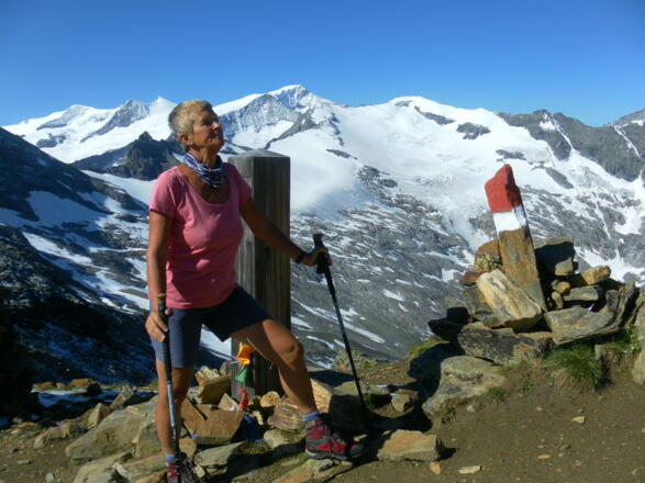 Großvenediger  und Hohe Fürleg aus der Larmkogelscharte