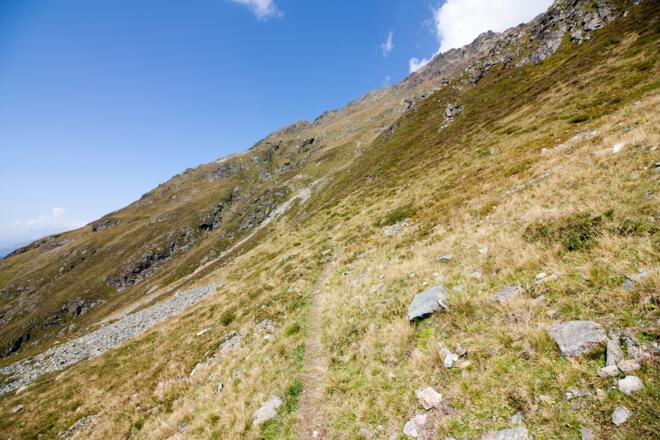 In der Ferne ist der Gipfel schin zu sehen