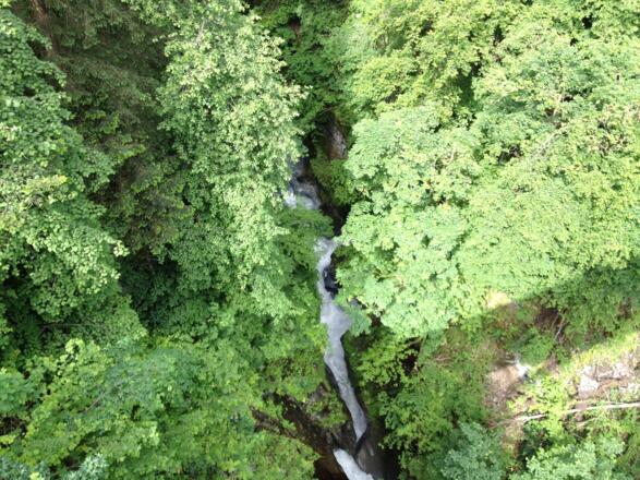 Der tosende Tuxbach in der Klamm