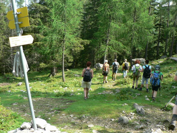 ...bis der Weg durch den Seegraben nach rechts abbiegt