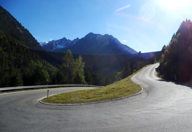 Schon auf dem Weg zum Ausgangspunkt lässt sich das Panorama erblicken