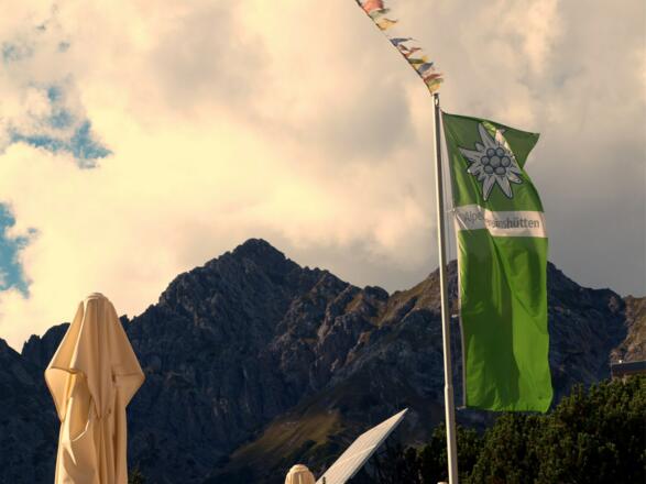 Start: AV-Hütte Solsteinhaus 1806m