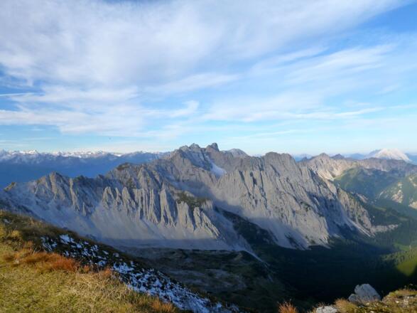 Blick in die Grubach und Richtung Nordkette