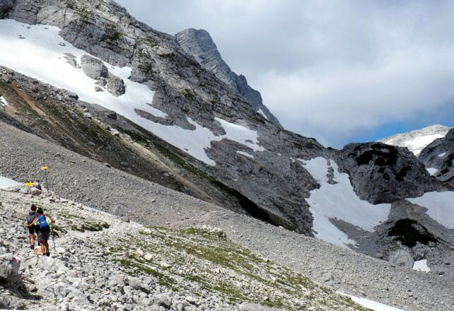 Querung, Klettersteig 1810m zur Normalwegabzweigung 1850m