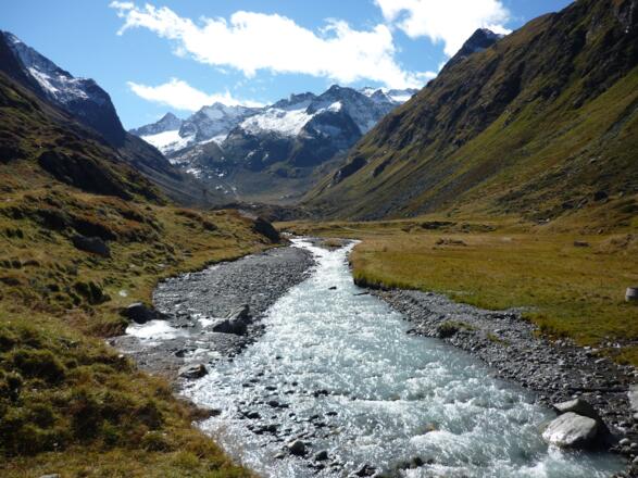 Hochtal neben der Hütte