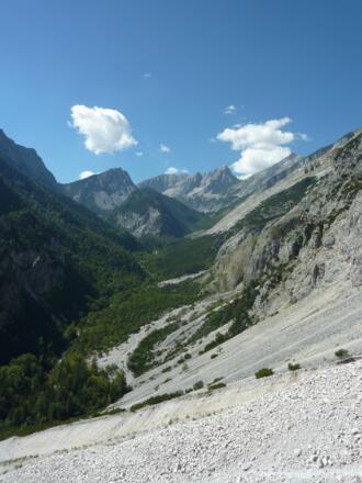 Einsamkeit im Halltal – in direkter Nähe zum dichtbesiedelten Inntal!
