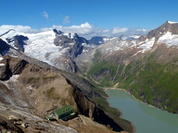 Panoramablick über das H. Schwaigerhaus