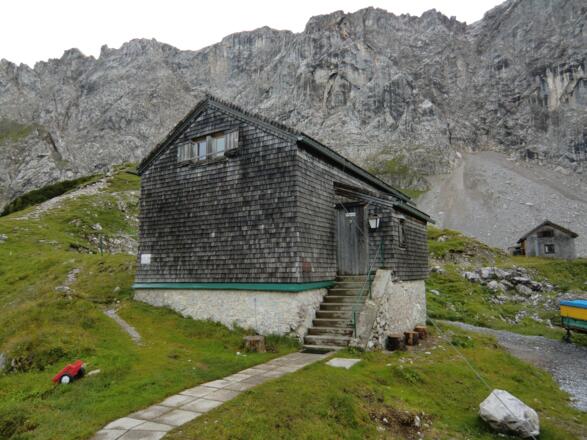 Das Matratzenlager bzw. der Winterraum der Lamsenjochhütte