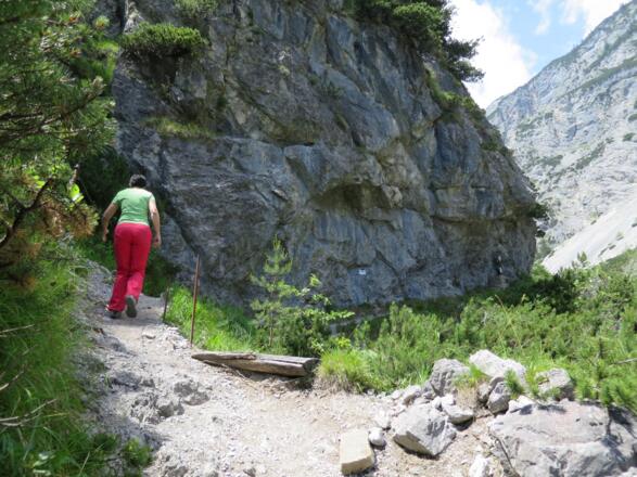 Der Fluchtsteig kann auch mit Kindern begangen werden.