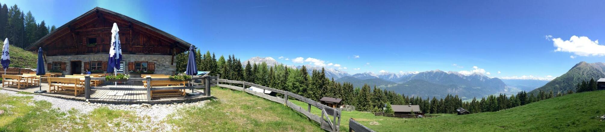 Oberhofer Melkalm mit Sonnenterrasse und Panorama