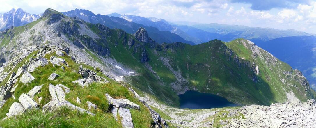 Gipfelblick vom Mahdleitenkopf zum Breitkopf, Schottmeiler und Zwölferkogel