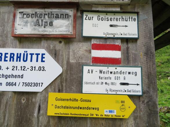Da kann nix mehr schief gehen! ;-) Beschilderung auf der Trockentannalm.