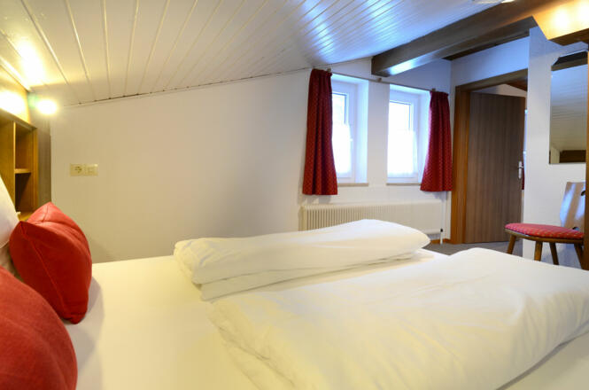 haus-strutzenberger-apartment-5-bedroom-b