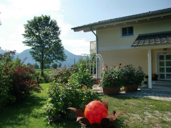 Haus Schmid im Sommer