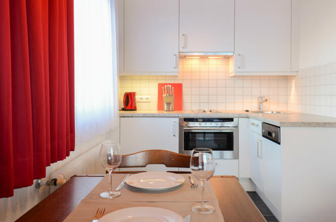 haus-strutzenberger-apartment-1-kitchen-and-dining