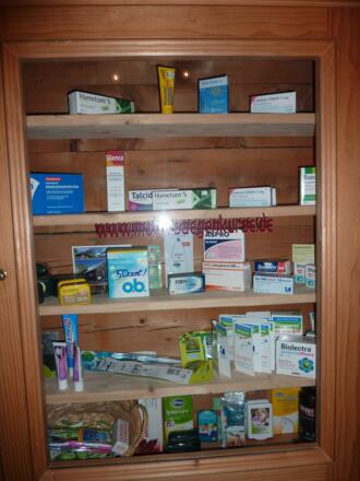 Monikas Hüttenapotheke - die größte in den Alpen - La farmacia alpina di Monika - il più grande delle Alpi