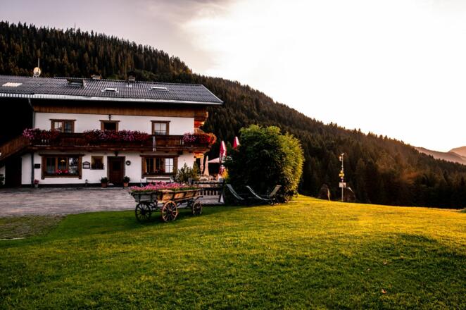 Going_Jausenstation Hollenauer Kreuz_Wilder Kaiser