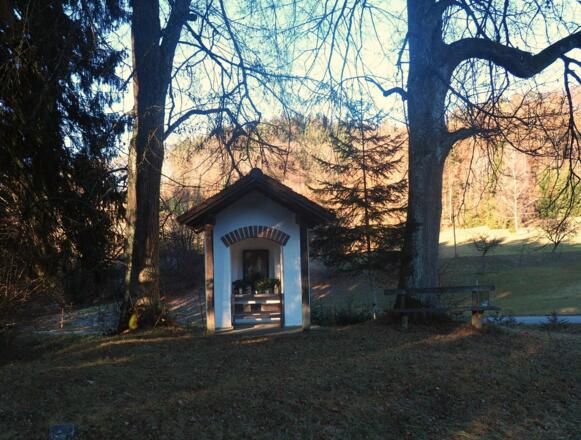 Marterl 660 m, rechts weiter