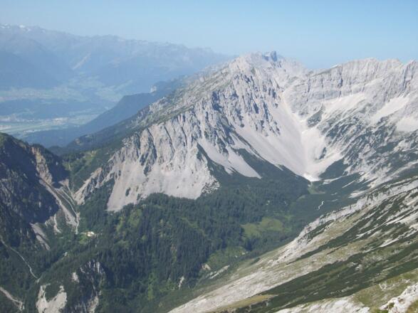 Blick in das Halltal