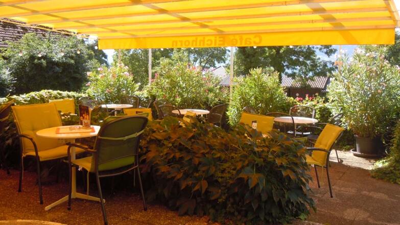 2019 - Cafe Eichhorn Terasse - %c2%a9Johanna Kiebler