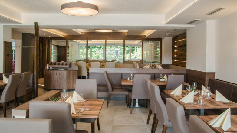 2018-cafe-sailer-restaurant-christian-weissl