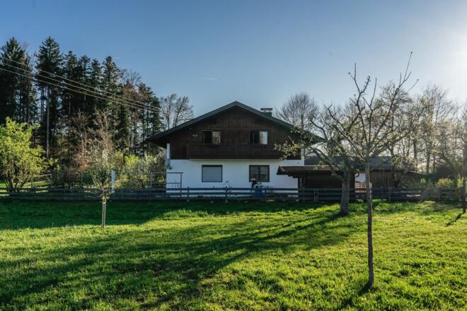 Hausbild mit Ferienwohnungsbalkon