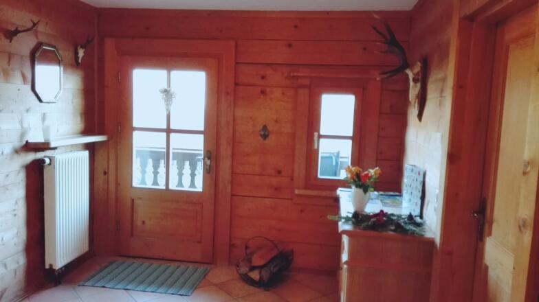 Innenansicht /Hauseingang