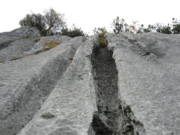 supertolle Wasserrillen in der letzen Seillänge